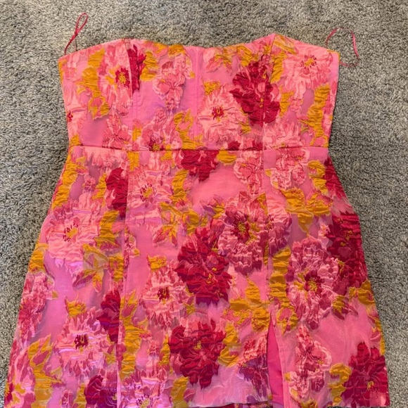 Showpo Pink Floral Mini Dress - Picture 1 of 2